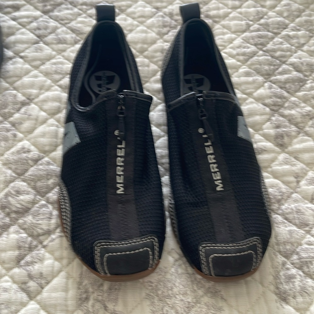 Merrill footwear size 7